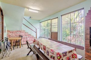 Image 38 - 884735
