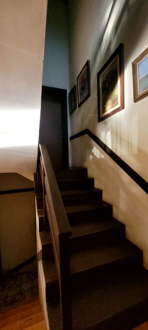 Image 17 - 884735