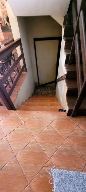 Image 14 - 884735