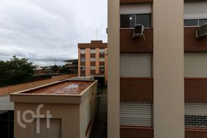 Image 8 - 884738