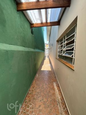 Image 29 - 884741