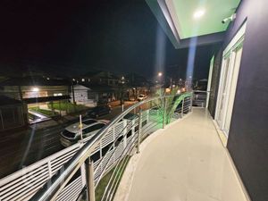 Image 25 - 884745