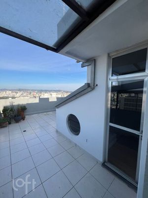 Image 3 - 884747