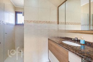 Image 10 - 884751