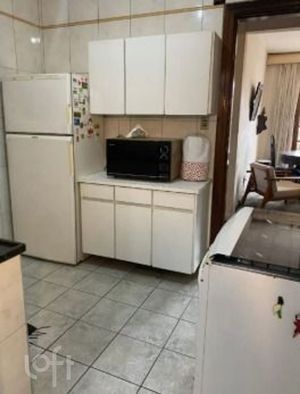 Image 4 - 884752