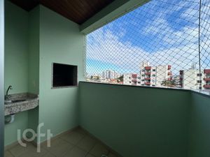 Image 6 - 884756