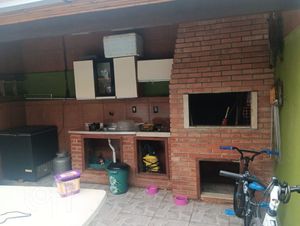 Image 5 - 884774
