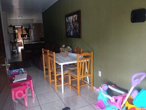 Image 11 - 884774