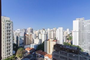 Image 9 - 884775