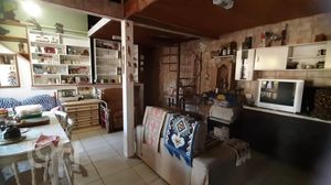 Image 12 - 884776