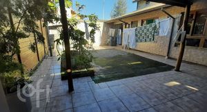 Image 7 - 884776
