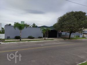 Image 38 - 884788