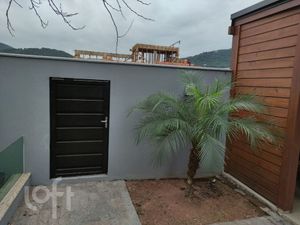 Image 3 - 884788