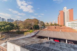 Image 9 - 884804