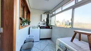 Image 14 - 884804