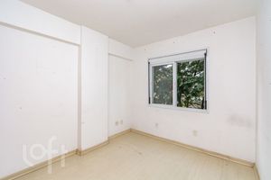 Image 17 - 884814