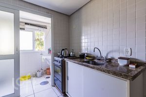 Image 17 - 884814