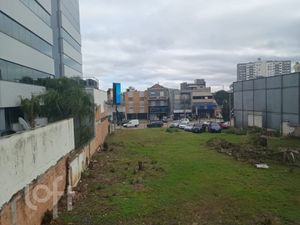 Image 12 - 884815