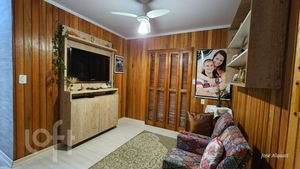 Image 17 - 884818