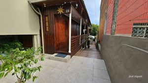 Image 4 - 884818