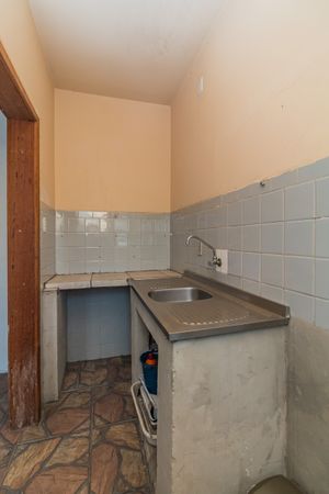 Image 14 - 884821