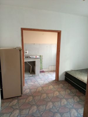 Image 3 - 884821