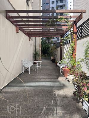 Image 34 - 884832