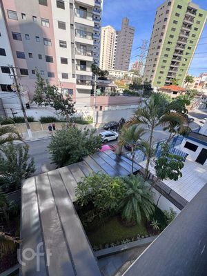 Image 6 - 884832