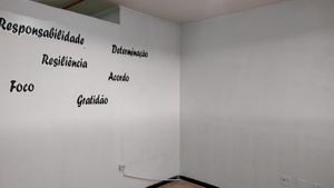 Image 5 - 884836