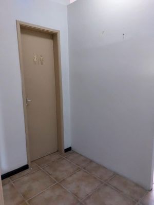 Image 11 - 884836