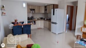 Image 3 - 884838