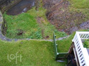 Image 5 - 884840