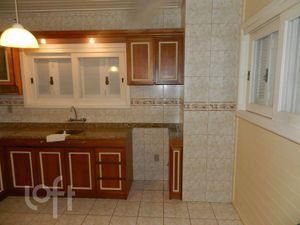 Image 19 - 884840