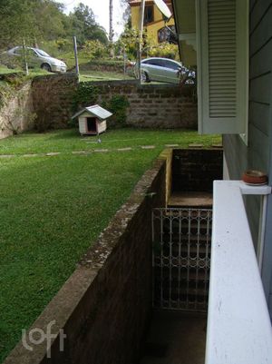 Image 13 - 884840