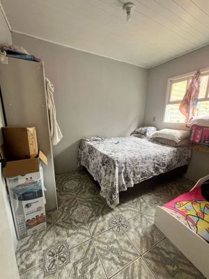 Image 7 - 884842