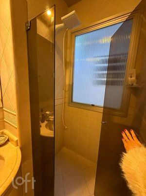 Image 15 - 884843