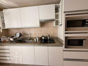 Image 34 - 884843