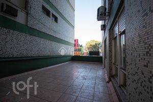 Image 23 - 884844