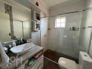 Image 11 - 884845