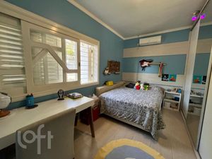 Image 8 - 884845