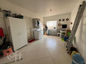 Image 13 - 884845
