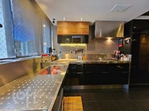 Image 42 - 884856