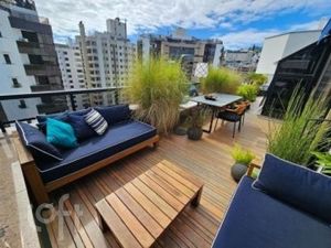 Image 9 - 884856