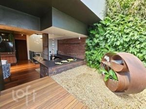 Image 5 - 884856