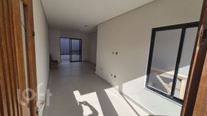 Image 18 - 884858