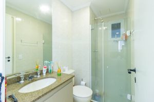 Image 9 - 884861