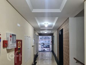 Image 16 - 884863