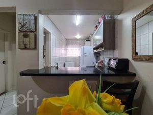 Image 4 - 884863