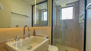 Image 9 - 884865