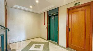 Image 14 - 884865